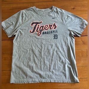 Detroit Tigers Baseball tee
